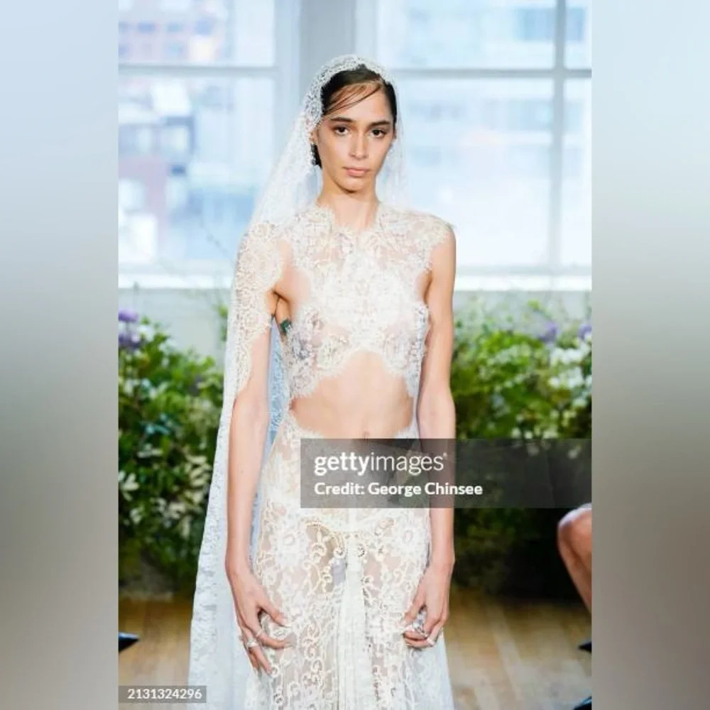 Bronx & Banco NAIA White Lace Bridal Sheer Gown L NWOT - Picture 8 of 8